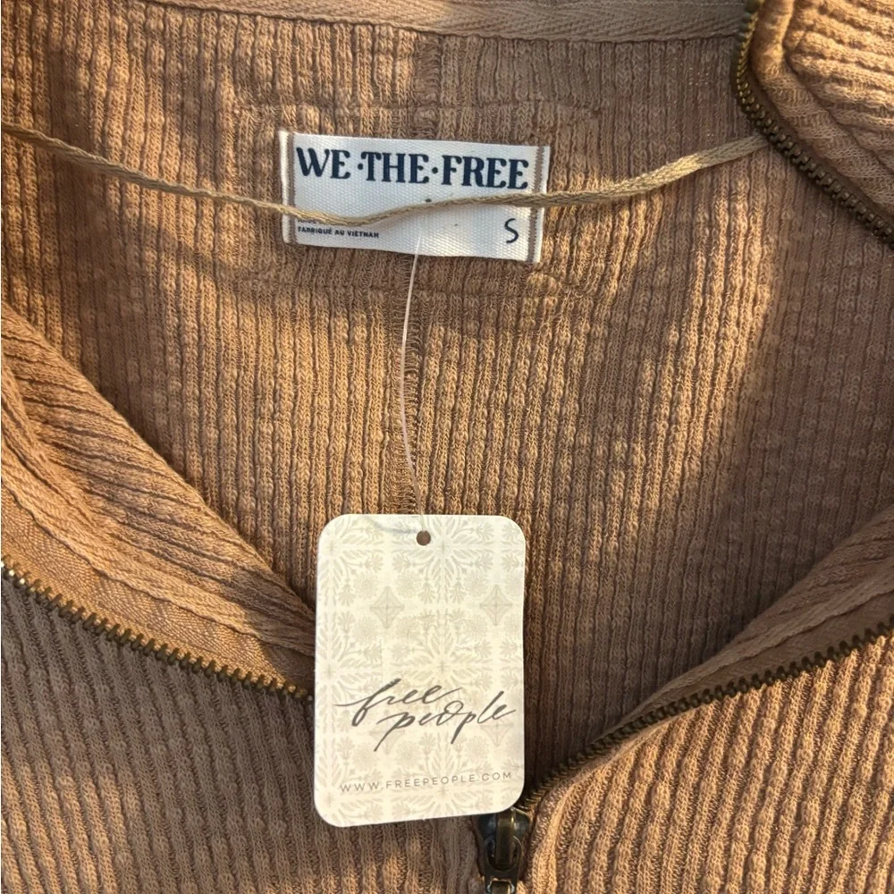 NWT Free People half zip - Picture 3 of 4
